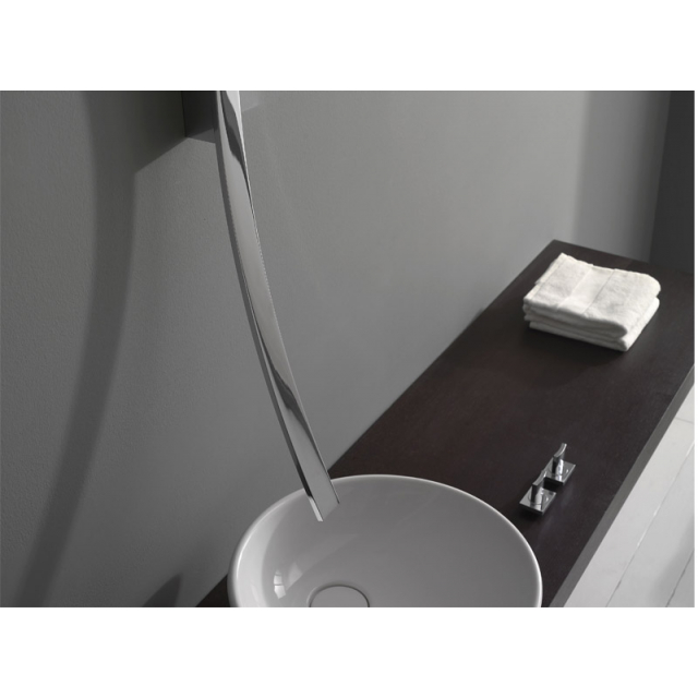 Waschtischarmaturen Graff Luna Auslauf mit flachen Armaturen 2294300 | Edilceramdesign